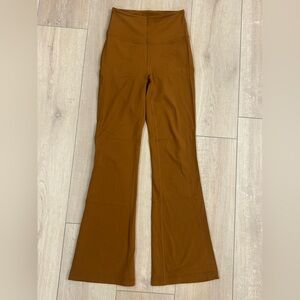 Lululemon Groove Pant Super High Rise Flare pants Nulu size 4 NWOT copper brown